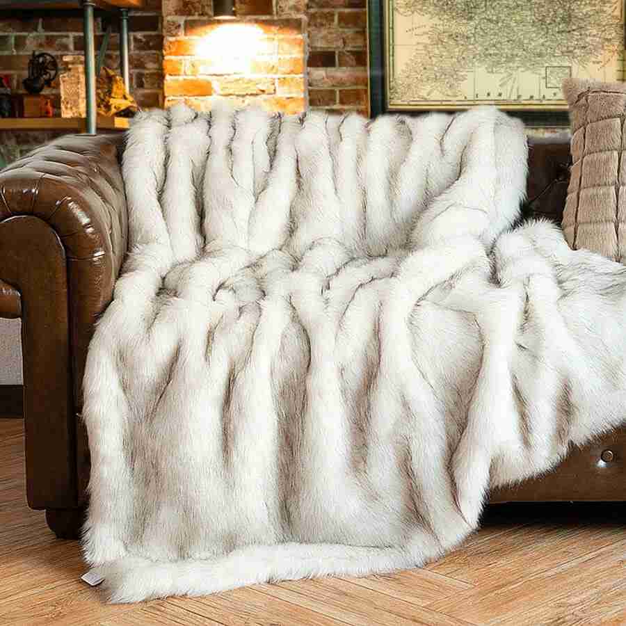 Ivory Fluffy Faux Fur Blanket